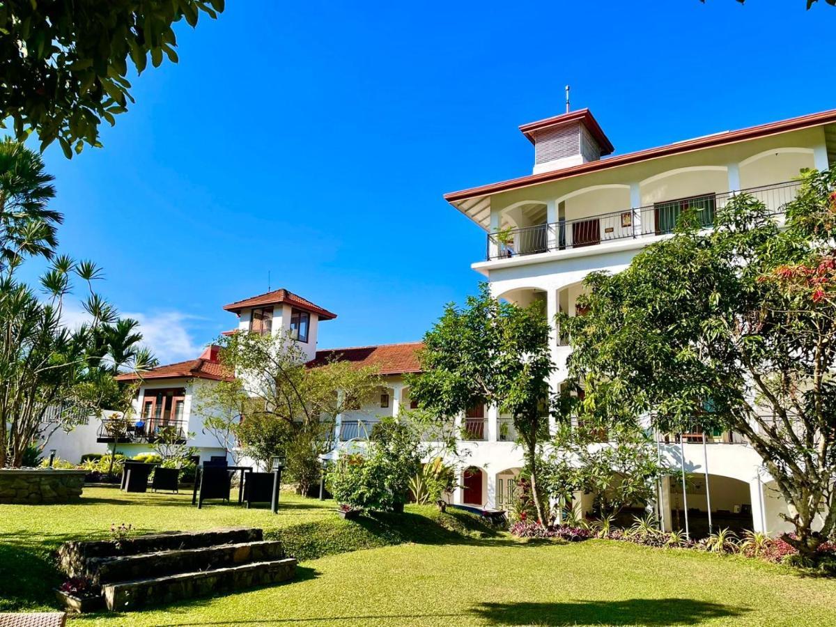 Elegant Hotel Kandy Exterior photo