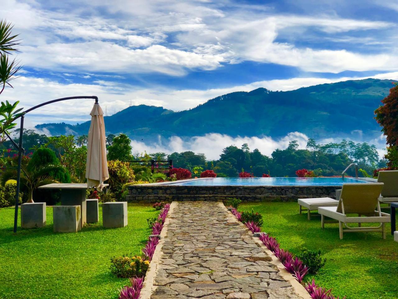 Elegant Hotel Kandy Exterior photo